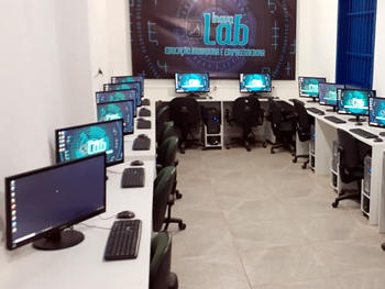 Escola ALBINO TEIXEIRA em PROVIDÊNCIA, interior de Teresópolis - Foto: AsCom PMT