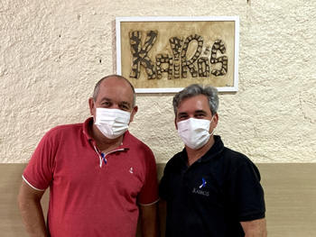 Secretário Valdeck Amaral e o idealizador da Associação Kairós, João Batista - Foto: AsCom PMT
