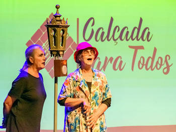 Esquete sobre o tema 'Calçada para Todos' com Nara Zeitune e Geanette Albuquerque. Foto: AsCom PMT