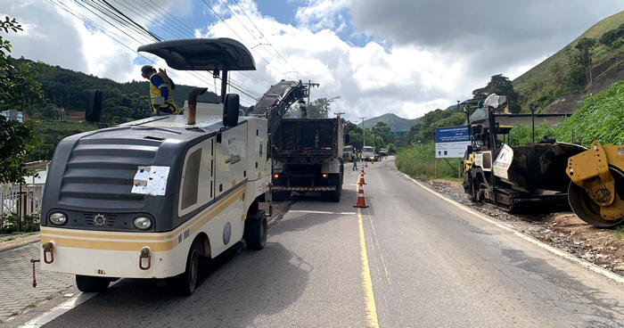 Obras na Estrada RJ-130, que liga Teresópolis a Nova Friburgo - Foto: DER-RJ Divulgação