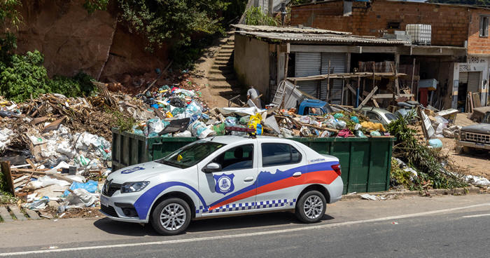 Descarte irregular de lixo no Vale da Revolta - Foto: AsCom PMT