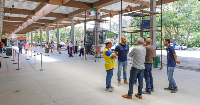 Visita técnica na obra de revitalização da rodoviária de Teresópolis - Foto: AsCom PMT