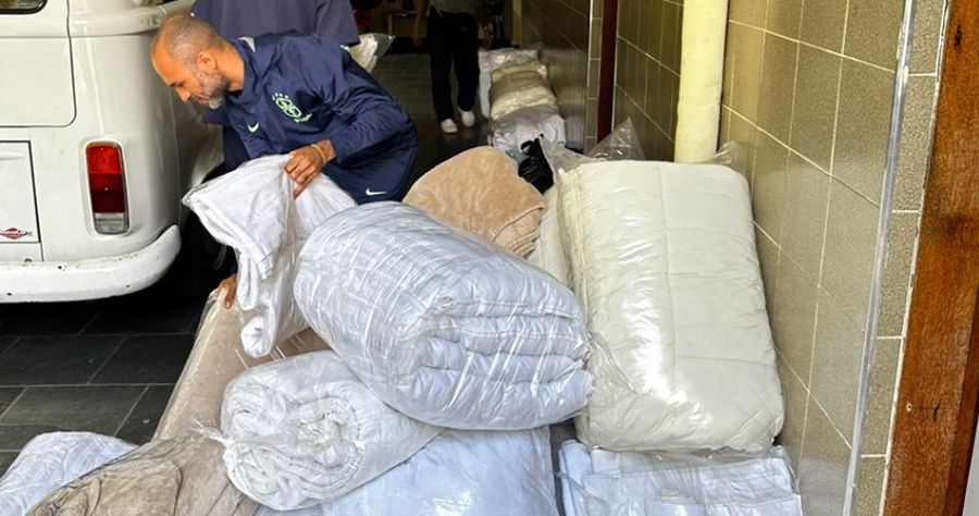 Peças foram doadas para duas instituições de caridade de Teresópolis - Foto: Divulgação / CBF