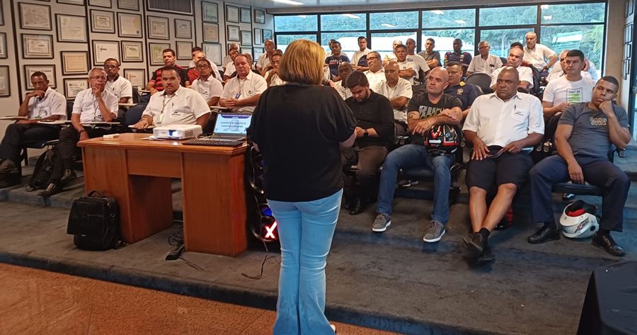 Motoristas de ônibus de Teresópolis estão recebendo capacitação - Foto: Viação Dedo de Deus